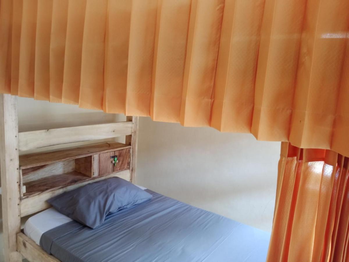 Barracuda Beach Hostel Amed Kültér fotó