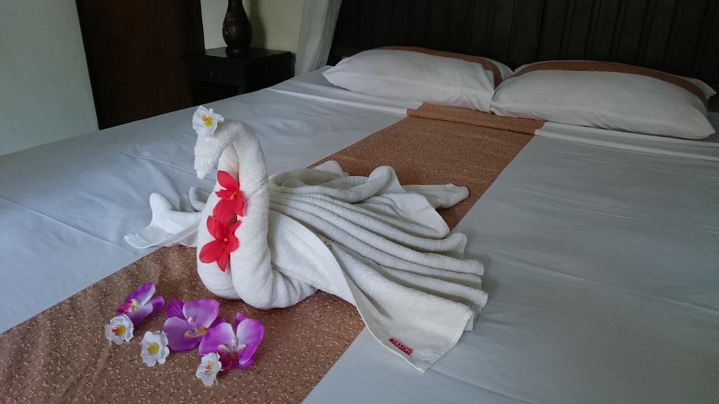Barracuda Beach Hostel Amed Kültér fotó