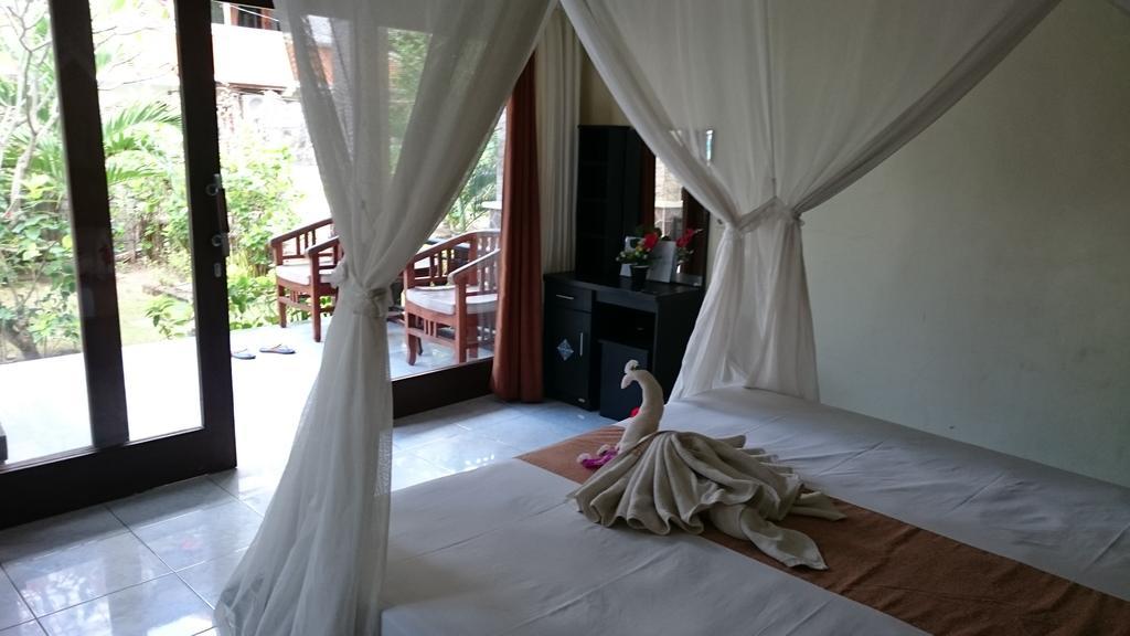 Barracuda Beach Hostel Amed Kültér fotó