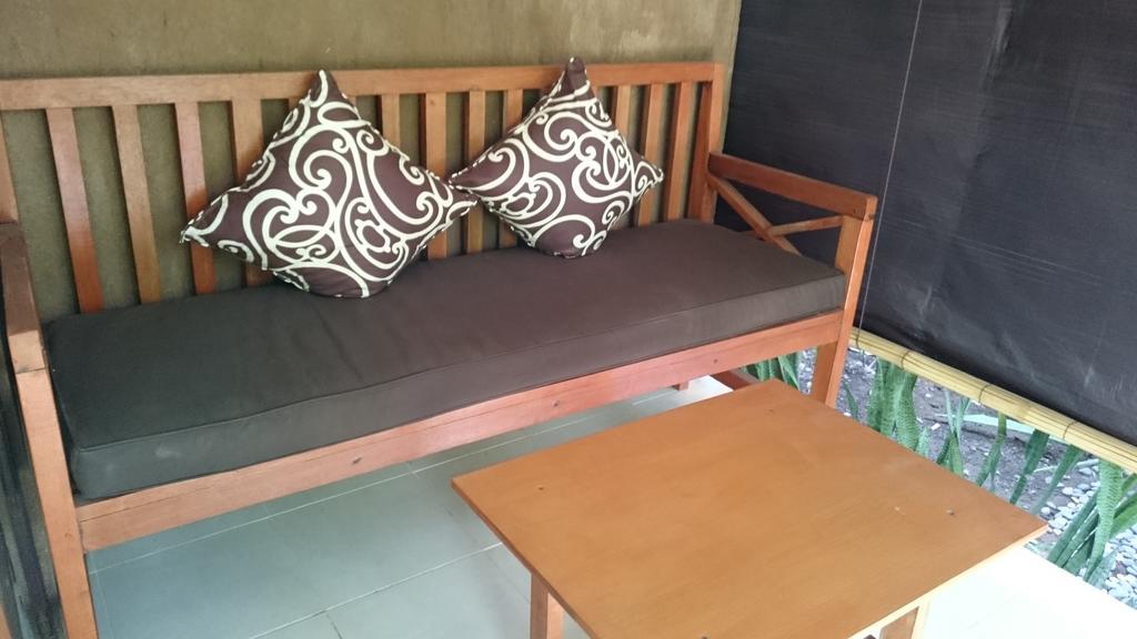 Barracuda Beach Hostel Amed Kültér fotó