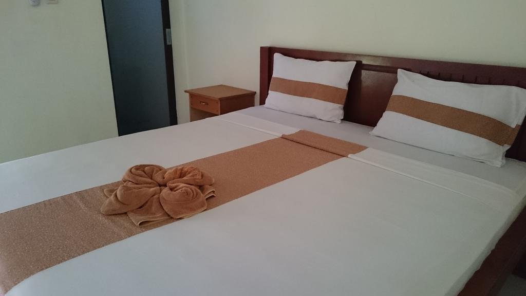 Barracuda Beach Hostel Amed Kültér fotó
